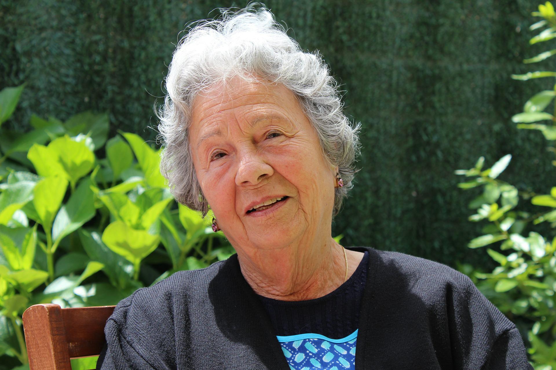 Zvedací plošina už v hospicu Ledax pomáhá seniorům k větší samostatnosti